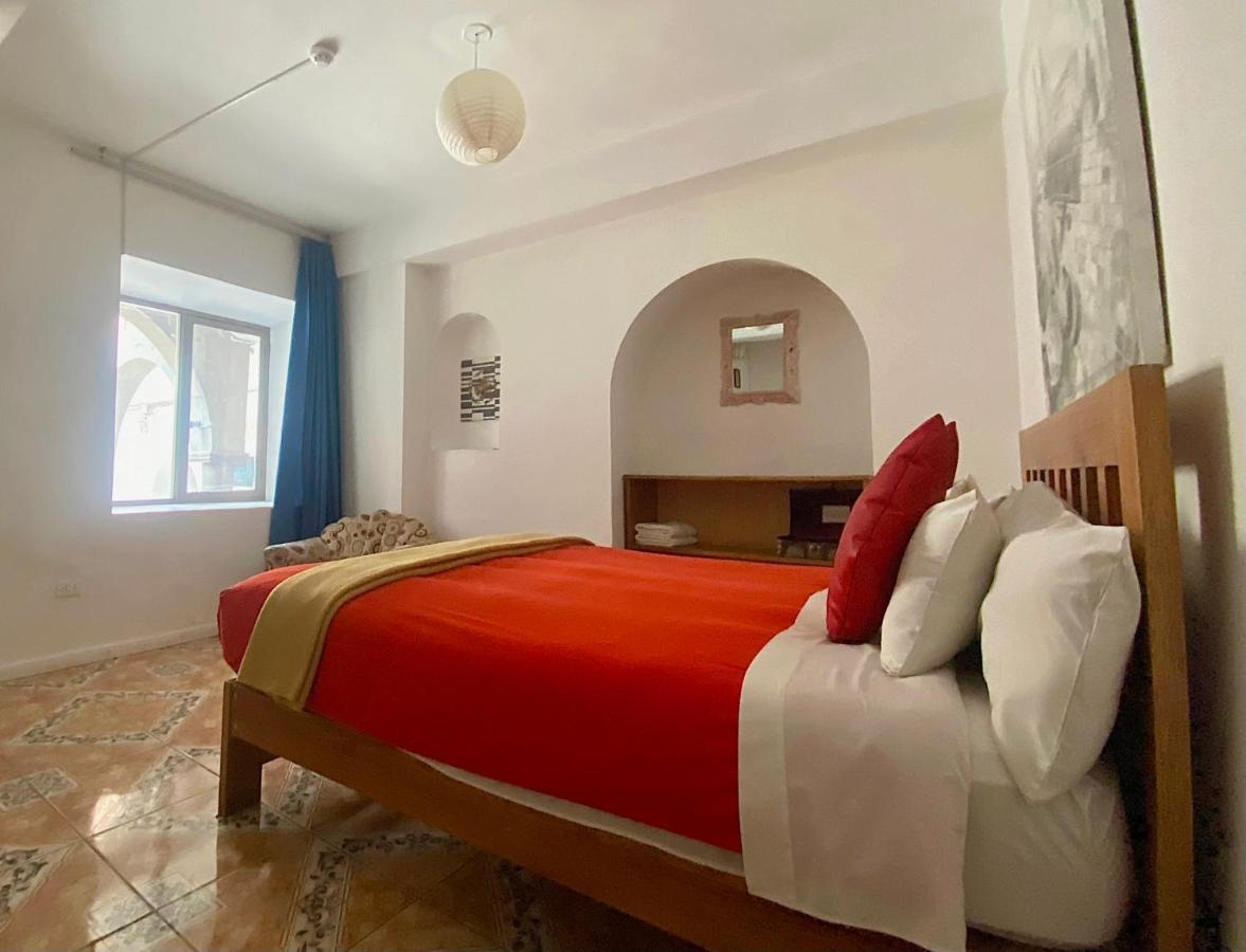 Pariwana Hostel Куско Екстериор снимка